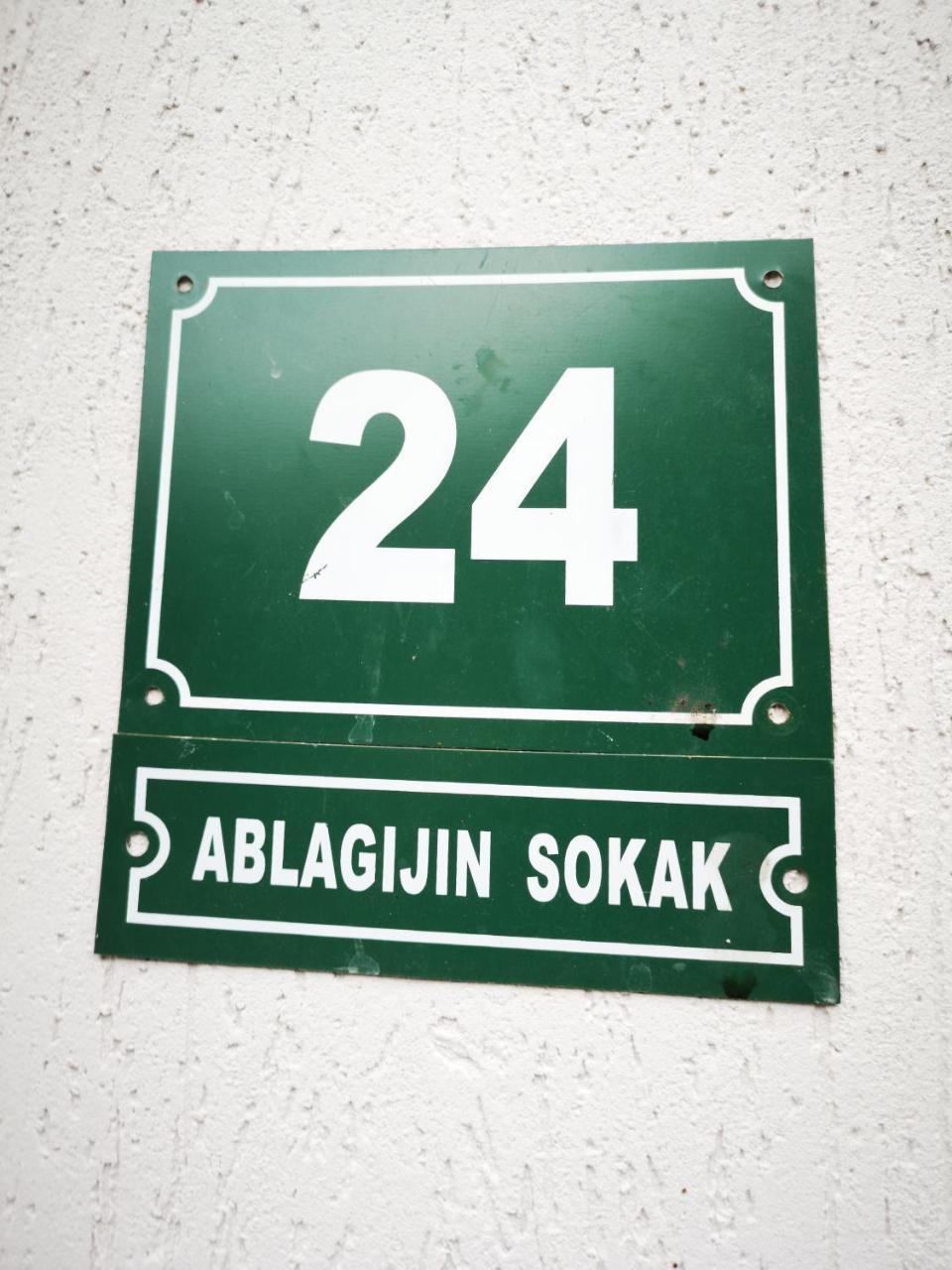 Family Apartment With Garden Szarajevó Kültér fotó