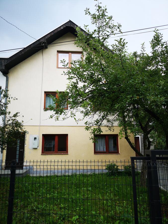 Family Apartment With Garden Szarajevó Kültér fotó